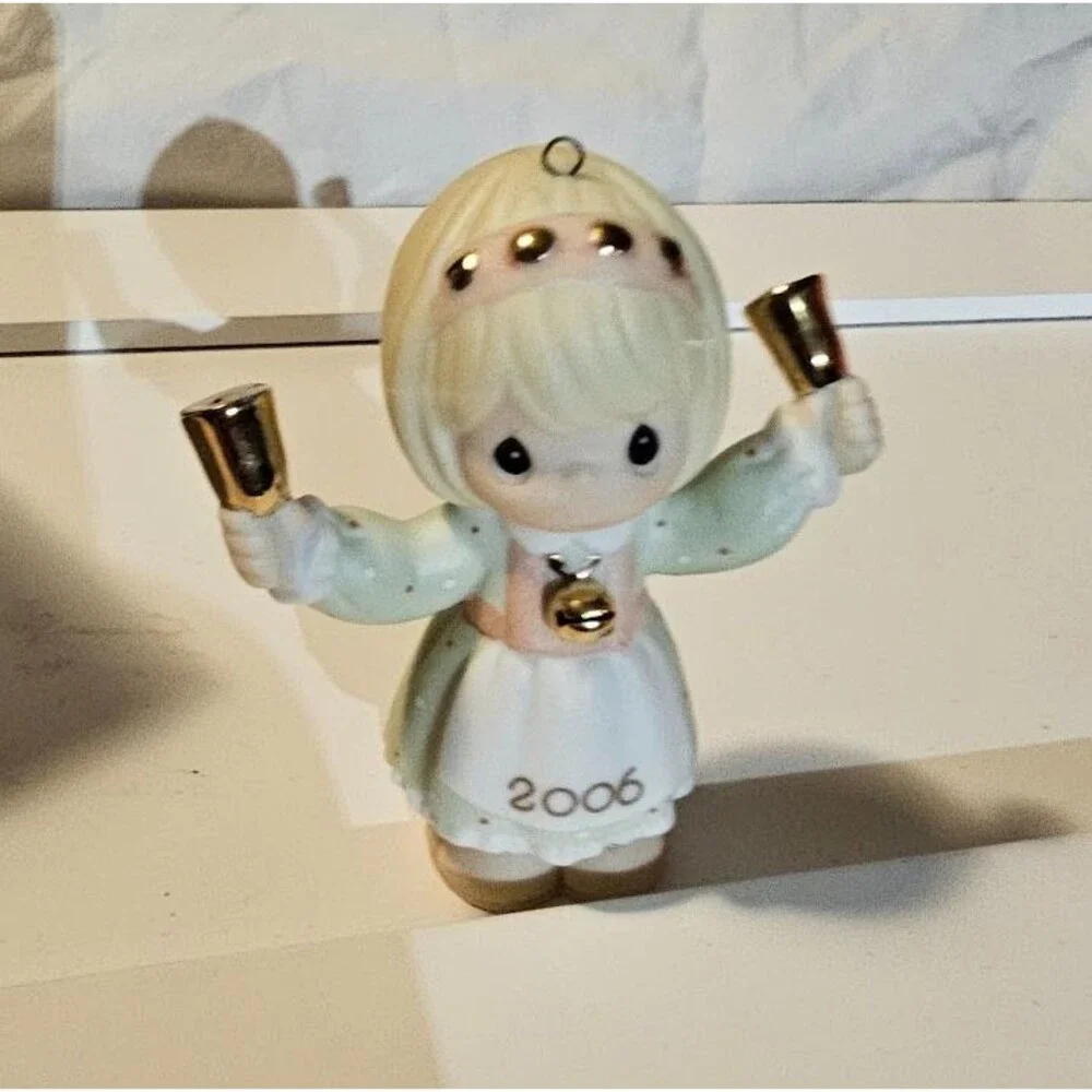 Charming Precious Moments Little Girl , Figurine/Ornament with Gold Accents 2006